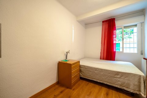 Działka w Alcorcon, Madrid, Hiszpania 3 sypialnie, 61 mkw. nr 177487 – zdjęcie 8