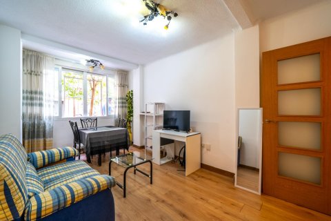 Działka w Alcorcon, Madrid, Hiszpania 3 sypialnie, 61 mkw. nr 177487 – zdjęcie 2