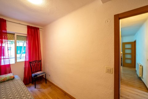 Działka w Alcorcon, Madrid, Hiszpania 3 sypialnie, 61 mkw. nr 177487 – zdjęcie 12