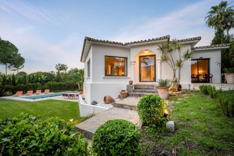 Villa for sale in Marbella, Malaga, Spain 4 bedrooms, 262 sq.m. No. 174556 - photo 6