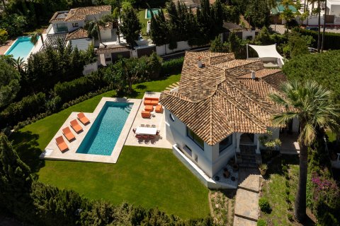 Villa for sale in Marbella, Malaga, Spain 4 bedrooms, 262 sq.m. No. 174556 - photo 4