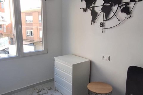 Huoneisto myytävänä Torrevieja, Alicante, Espanja, 1 makuuhuone, 64 m2 No. 165963 - kuva 25