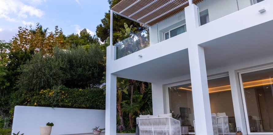 Villa a Zona Altea Hills, Alicante, Spagna 3 camere da letto, 235.5 mq. N° 165964