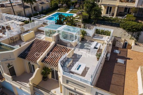 Kaupunkipientalo myytävänä Benahavis, Malaga, Espanja, 3 makuuhuonetta, 212 m2 No. 158656 - kuva 18