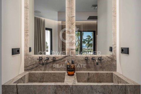 Kaupunkipientalo myytävänä Benahavis, Malaga, Espanja, 3 makuuhuonetta, 212 m2 No. 158656 - kuva 13