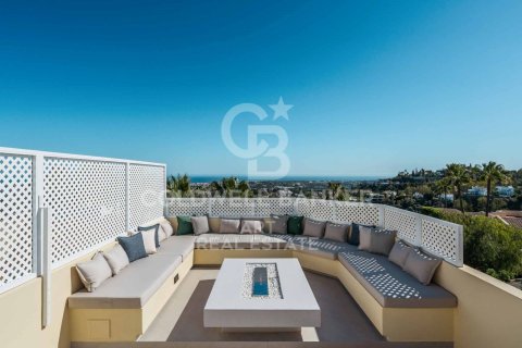 Kaupunkipientalo myytävänä Benahavis, Malaga, Espanja, 3 makuuhuonetta, 212 m2 No. 158656 - kuva 14