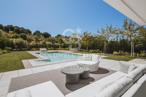 Huvila myytävänä Estepona, Malaga, Espanja, 5 makuuhuonetta, 663 m2 No. 158654 - kuva 2