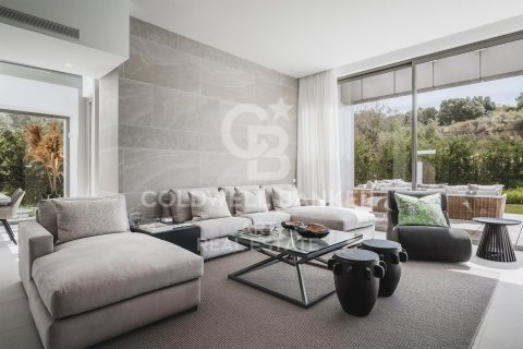 Huvila myytävänä Estepona, Malaga, Espanja, 5 makuuhuonetta, 663 m2 No. 158654 - kuva 6