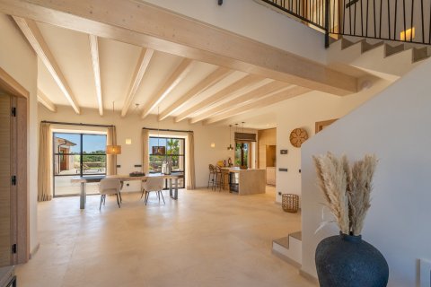 Finca for sale Els Llombards, Mallorca, Spain 5 bedrooms, 427 sq.m. No. 47800 - photo 19