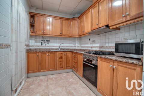 House for sale in Catral, Alicante, Spain 3 bedrooms, 115 sq.m. No. 186080 - photo 10
