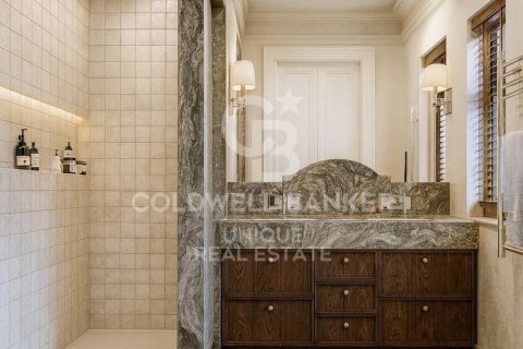 Apartment à vendre à Madrid, Espagne, 3 chambres, 217 m2 No. 178737 - photo 4