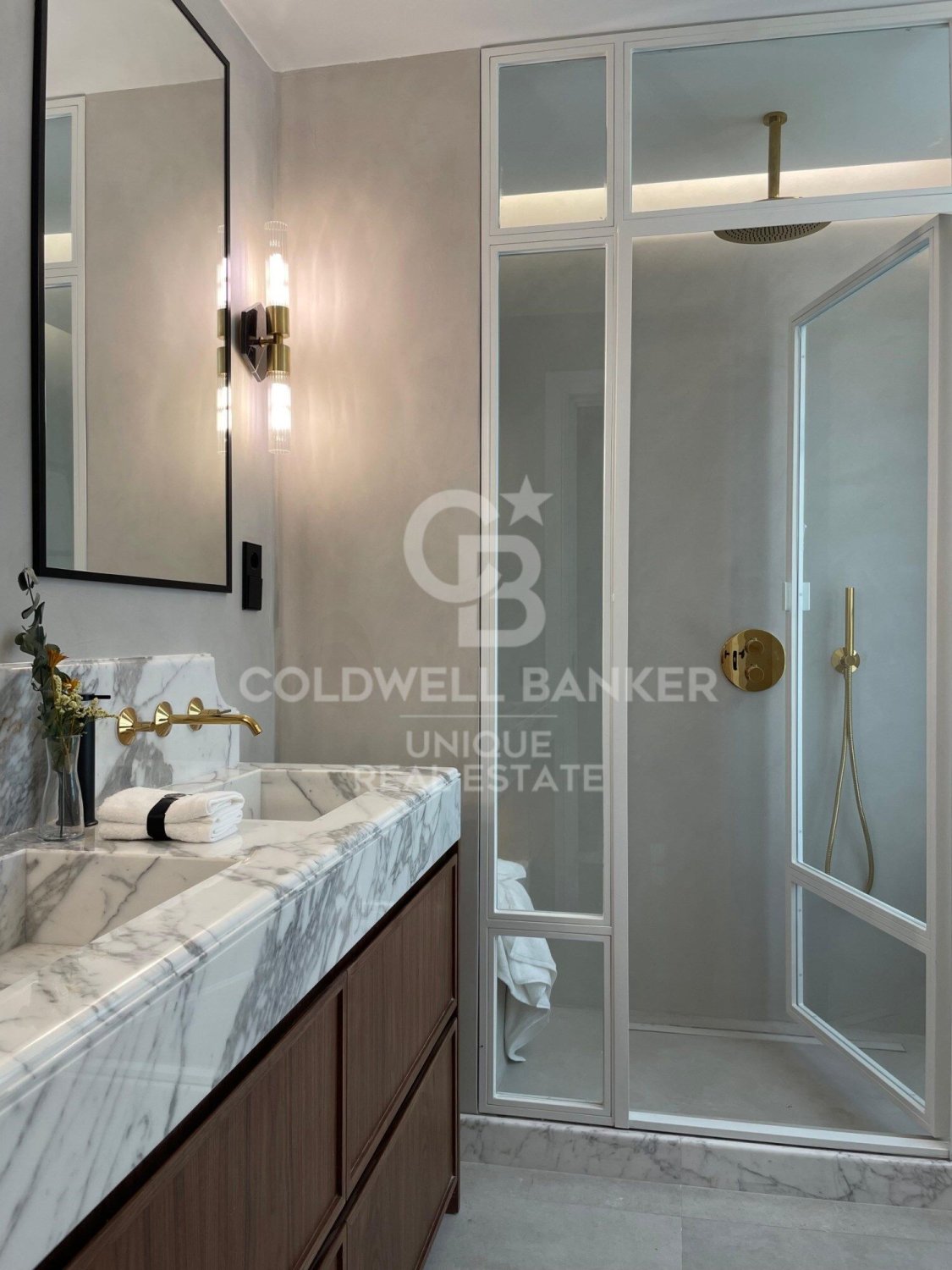 Appartamento a Madrid, Spagna 4 camere da letto, 256 mq. N° 178738
