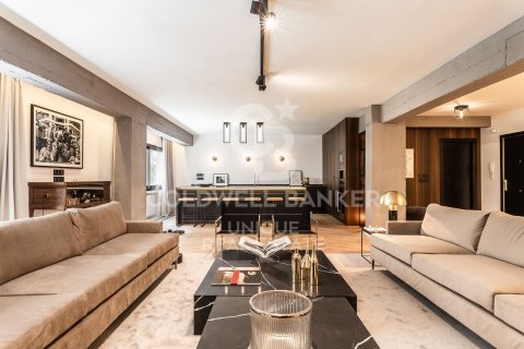 Apartment à vendre à Madrid, Espagne, 4 chambres, 272 m2 No. 178735 - photo 3