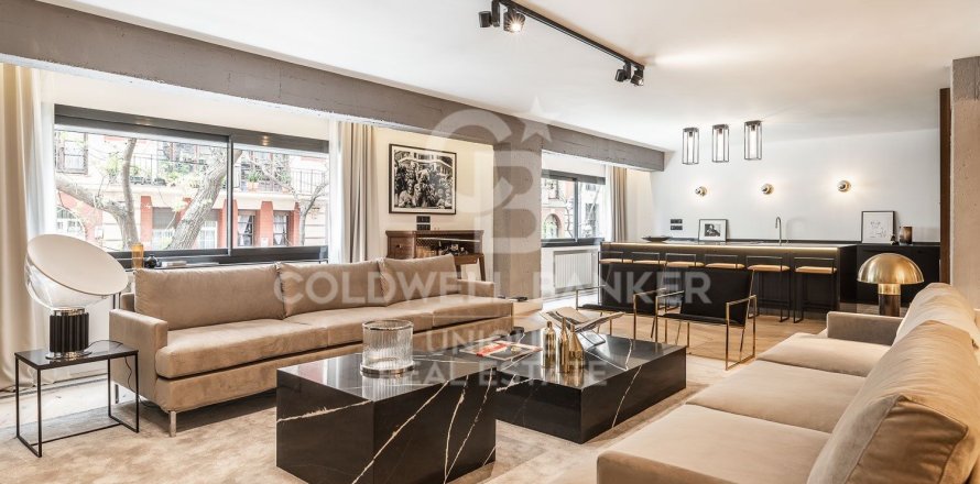 Apartment à Madrid, Espagne 4 chambres, 272 m2 No. 178735