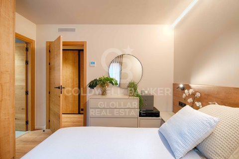 Lägenhet till salu i Girona, Spanien 3 sovrum, 94 kvm. Nr. 178736 - foto 16