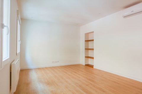 Apartament w Madrid, Hiszpania 2 sypialnie, 88 mkw. nr 180039 – zdjęcie 3