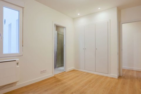 Apartament w Madrid, Hiszpania 2 sypialnie, 88 mkw. nr 180039 – zdjęcie 4