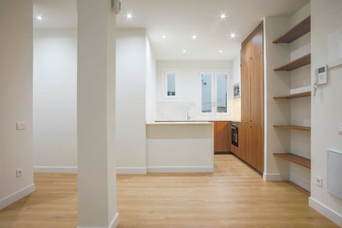 Apartment à vendre à Madrid, Espagne, 2 chambres, 91 m2 No. 180040 - photo 3