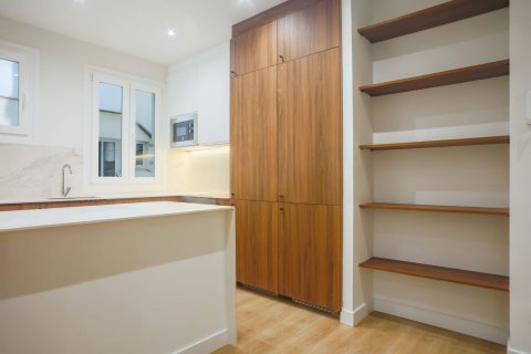Apartment à vendre à Madrid, Espagne, 2 chambres, 91 m2 No. 180040 - photo 5