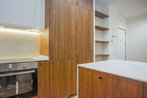 Apartment à vendre à Madrid, Espagne, 2 chambres, 91 m2 No. 180040 - photo 4