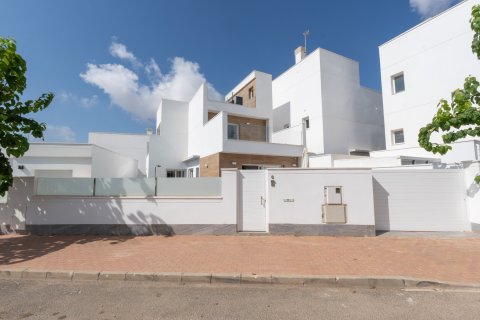 Villa à vendre à San Pedro del Pinatar, Murcia, Espagne, 3 chambres, 182 m2 No. 191938 - photo 19