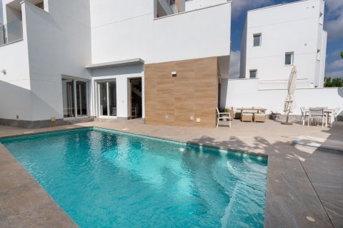 Villa à San Pedro del Pinatar, Murcia, Espagne 3 chambres, 182 m2 No. 191938