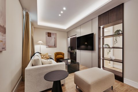 Wohnung zum Verkauf in Madrid, Spanien 3 Schlafzimmer, 150 m2 Nr. 179960 - Foto 2