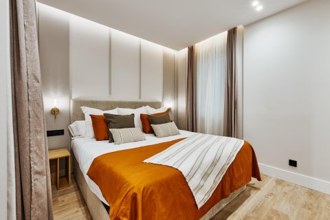 Huoneisto myytävänä Madrid, Espanja, 3 makuuhuonetta, 152 m2 No. 179959 - kuva 5