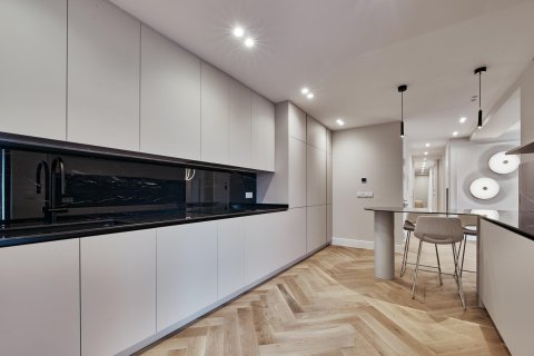 Dzīvoklis pārdošanā Madrid, Spānijā 3 istabas, 141 m2 Nr. 179956 - attēls 14