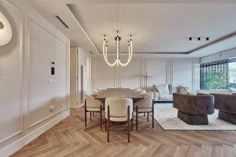 Dzīvoklis pārdošanā Madrid, Spānijā 3 istabas, 141 m2 Nr. 179956 - attēls 9