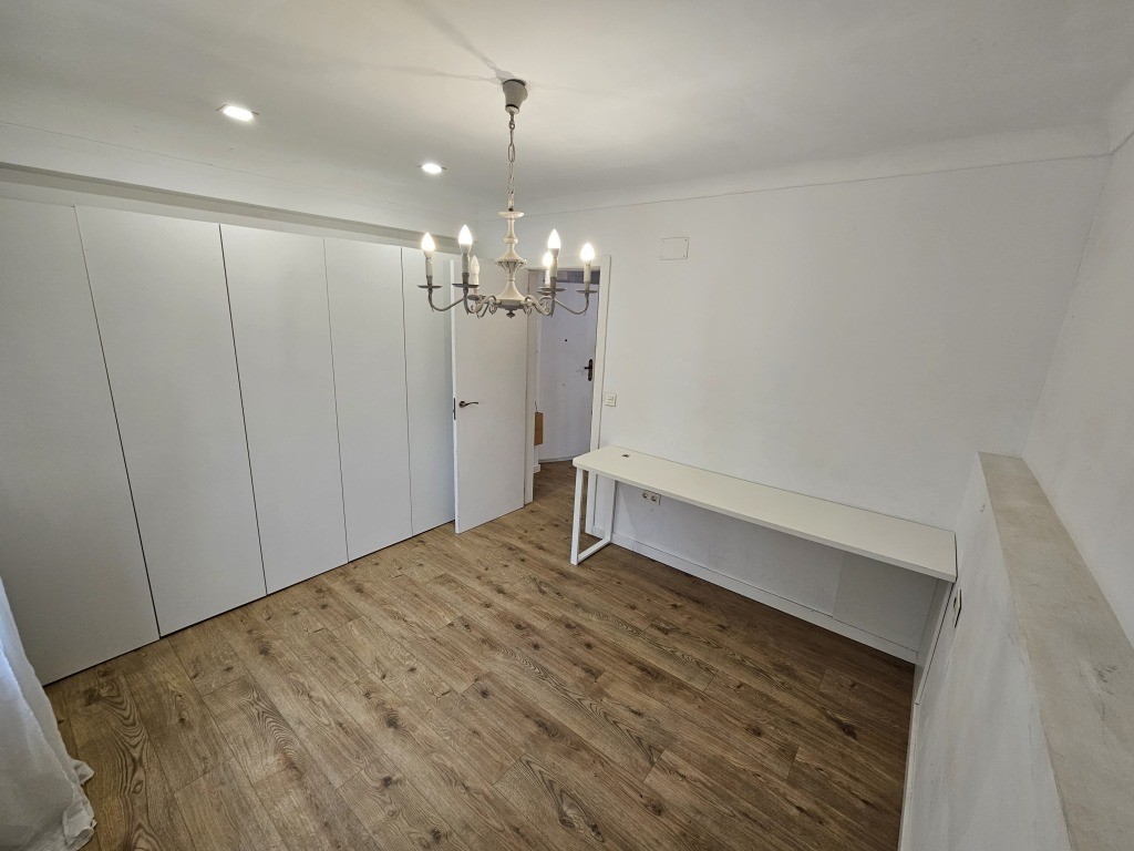 Квартира в Валенсия, Испания 3 спальни, 78м2 №133432
