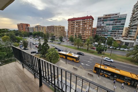 Apartment for sale Valencia, Spain 3 bedrooms, 78 sq.m. No. 133432 - photo 3