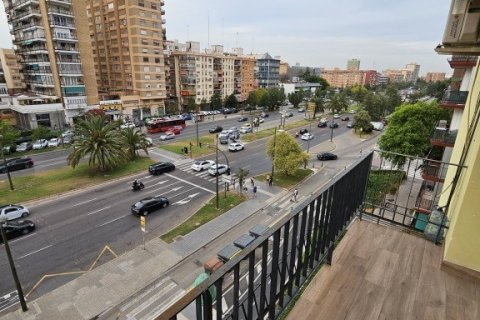 Apartment for sale Valencia, Spain 3 bedrooms, 78 sq.m. No. 133432 - photo 4