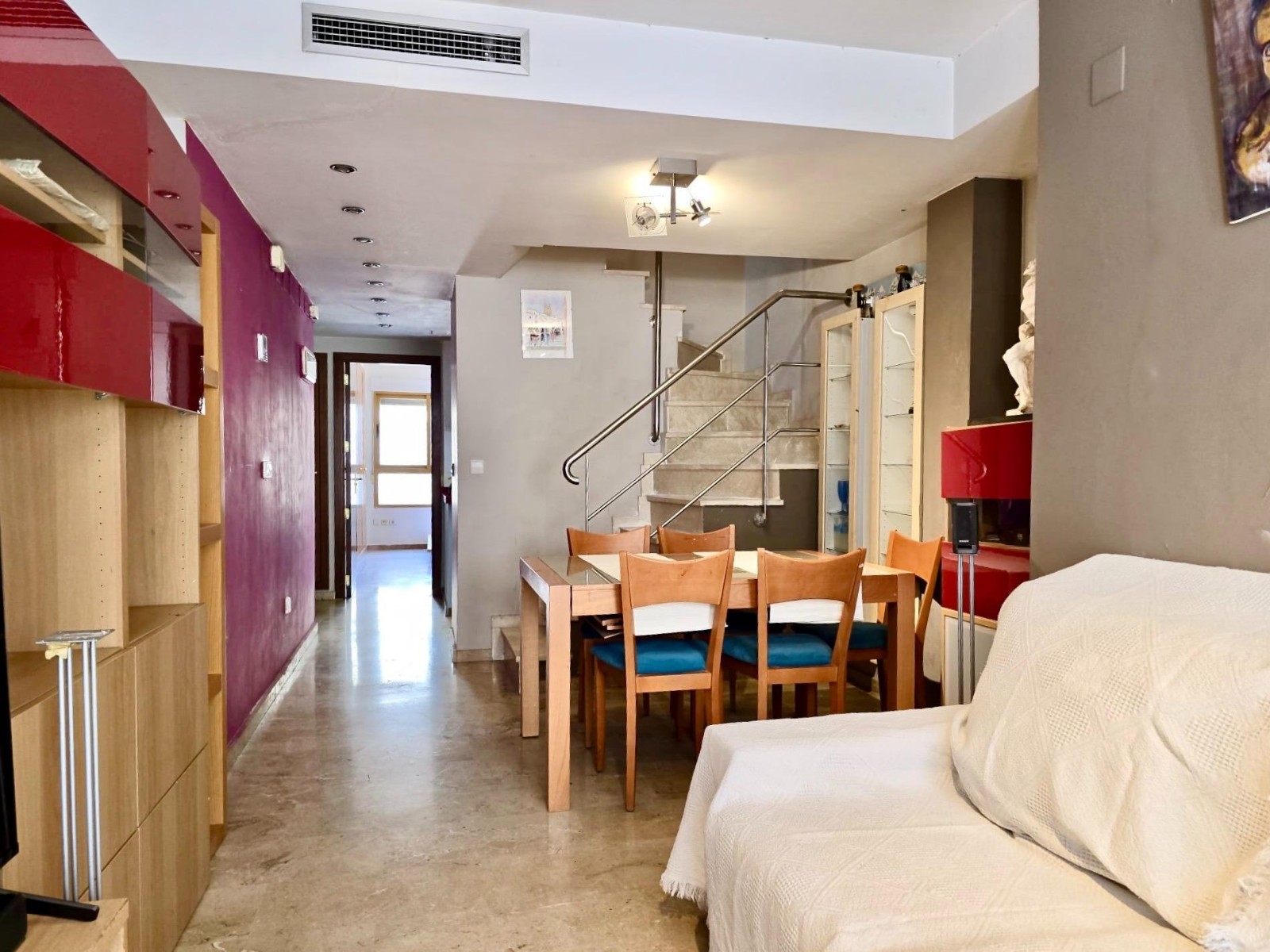 Apartment in Valencia, Spain 3 bedrooms, 118 sq.m. No. 133438