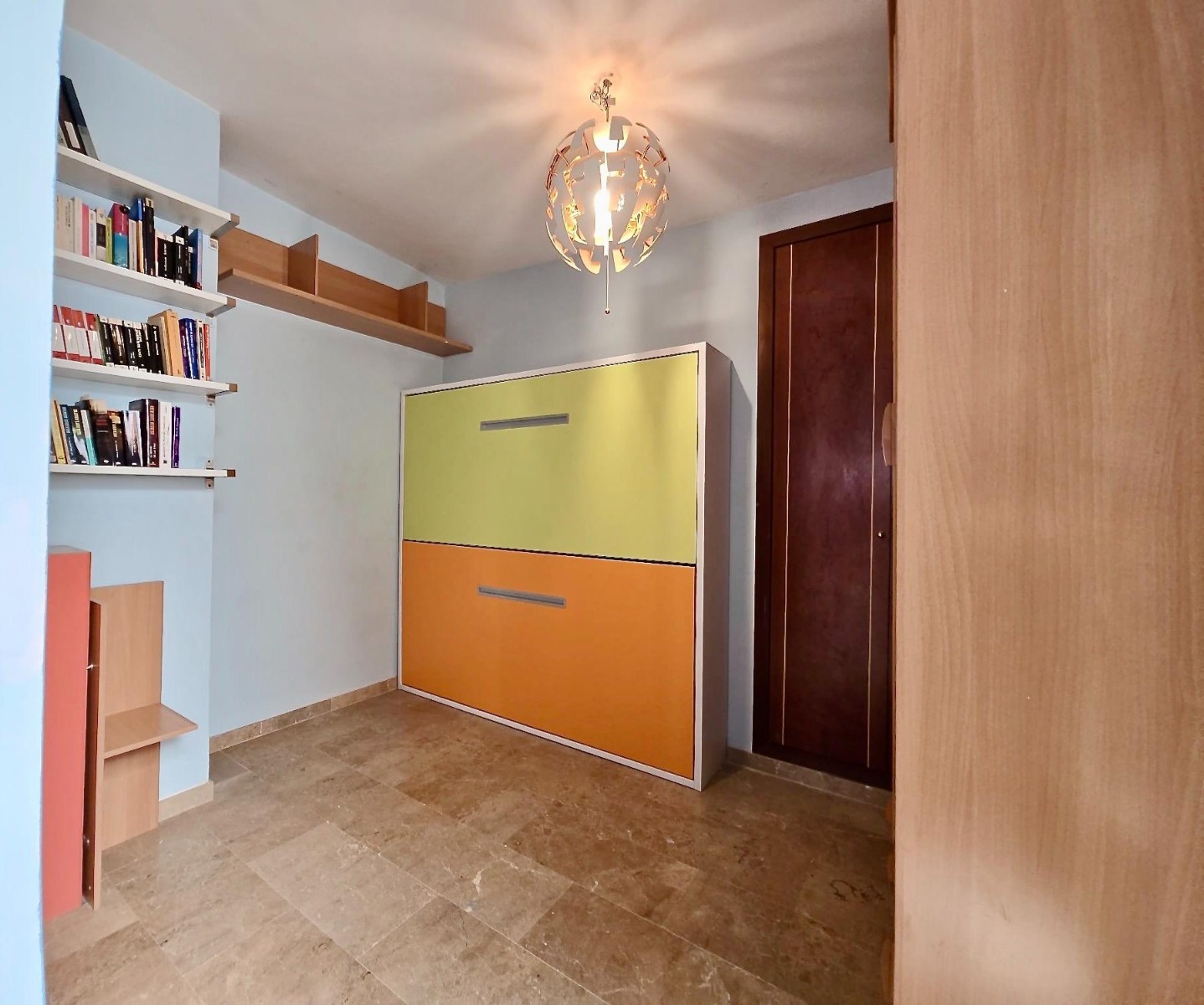 Apartment in Valencia, Spain 3 bedrooms, 118 sq.m. No. 133438