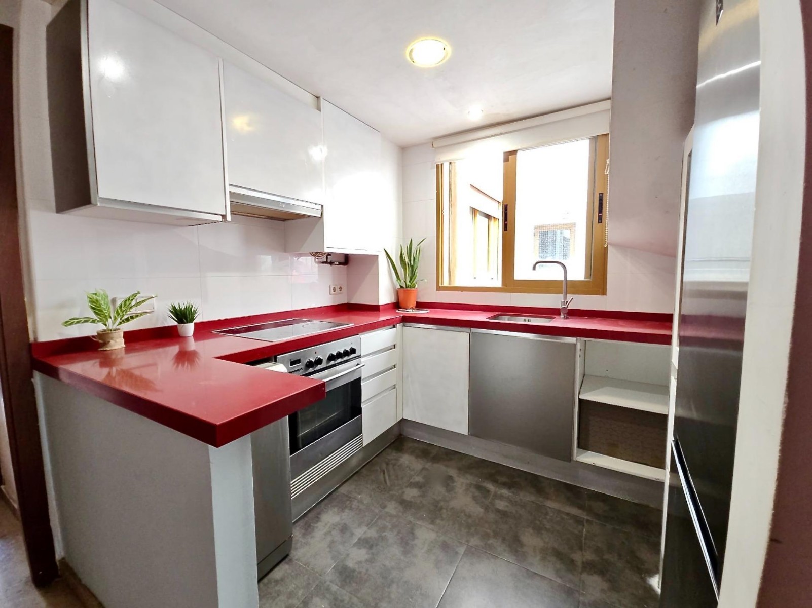 Apartment in Valencia, Spain 3 bedrooms, 118 sq.m. No. 133438