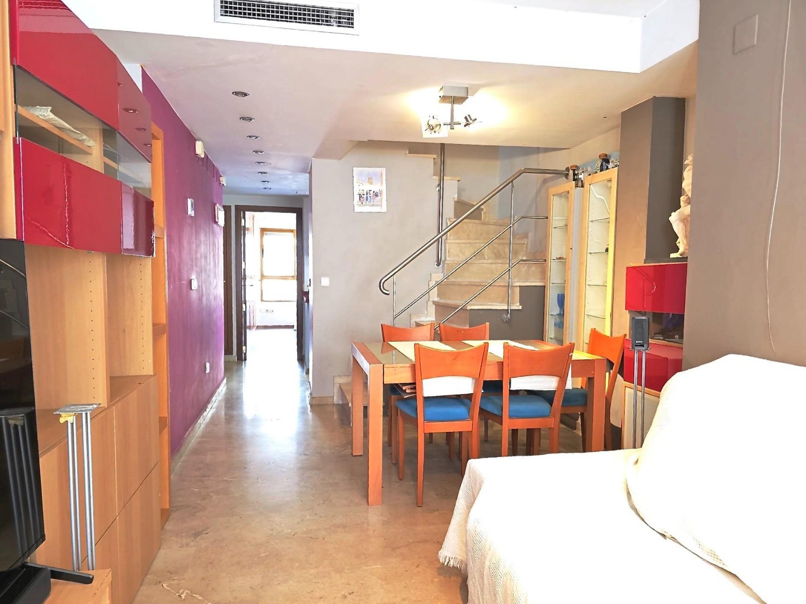 Apartment in Valencia, Spain 3 bedrooms, 118 sq.m. No. 133438