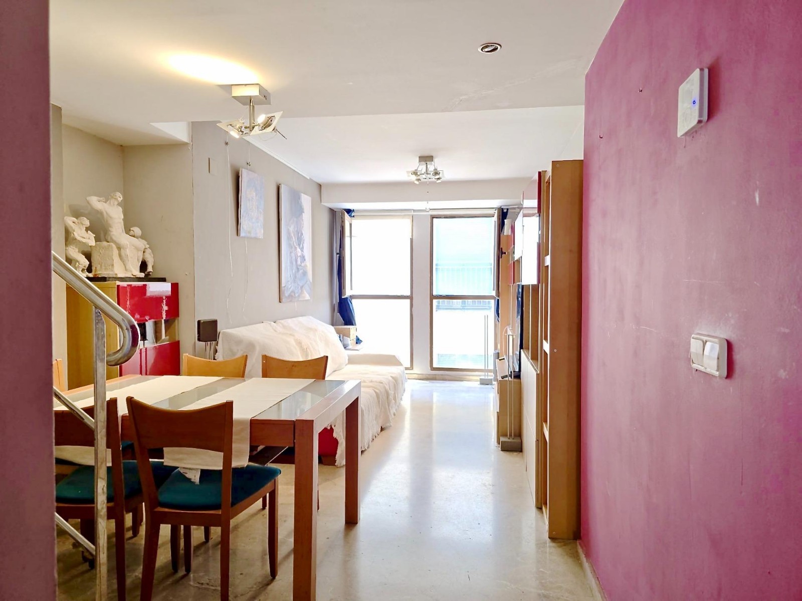 Apartment in Valencia, Spain 3 bedrooms, 118 sq.m. No. 133438
