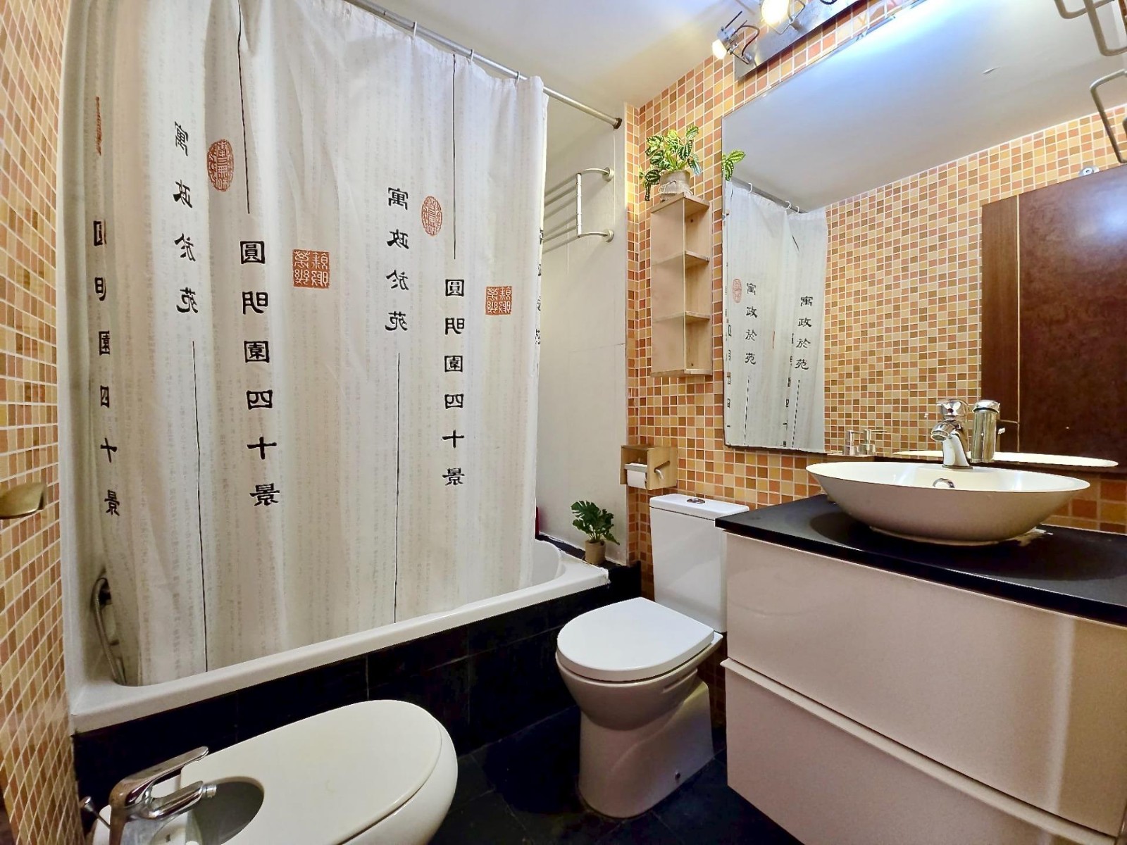 Apartment in Valencia, Spain 3 bedrooms, 118 sq.m. No. 133438