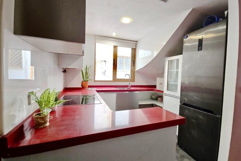 Huoneisto myytävänä Valencia, Espanja, 3 makuuhuonetta, 118 m2 No. 133438 - kuva 7
