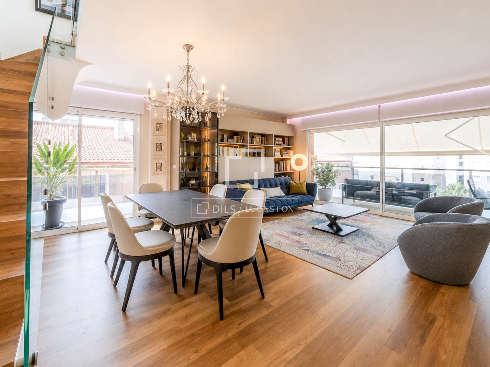 Kattohuoneisto Sitges, Barcelona, Espanja 4 makuuhuonetta, 159 m2 No. 192712