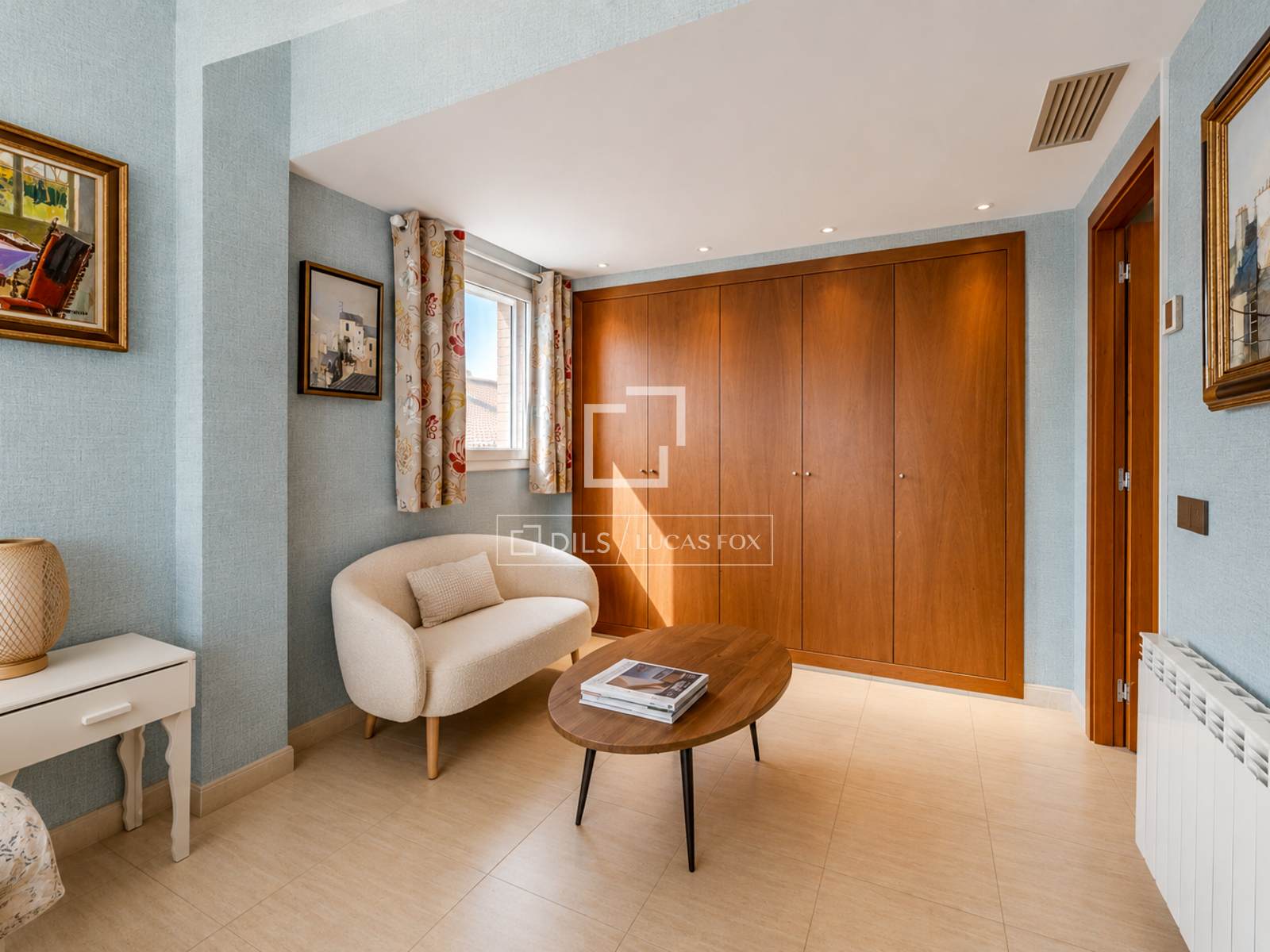 Kattohuoneisto Sitges, Barcelona, Espanja 4 makuuhuonetta, 159 m2 No. 192712