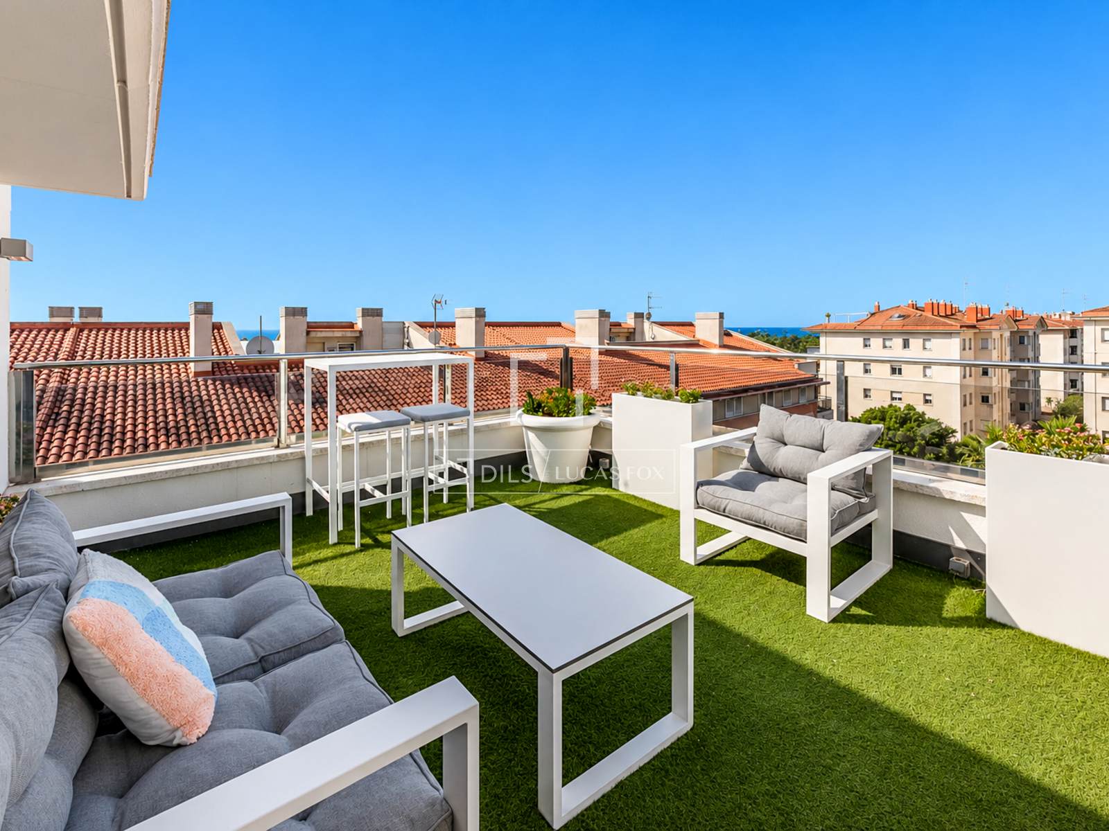 Kattohuoneisto Sitges, Barcelona, Espanja 4 makuuhuonetta, 159 m2 No. 192712