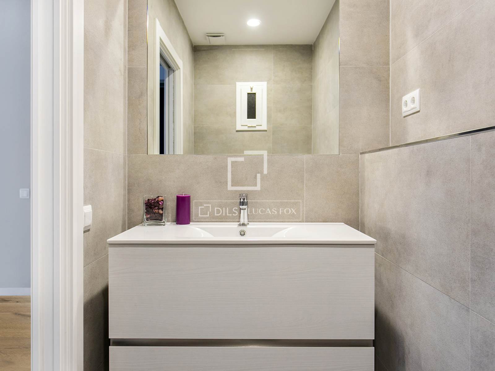 Appartamento a Barcelona, Spagna 2 camere da letto, 106 mq. N° 192711