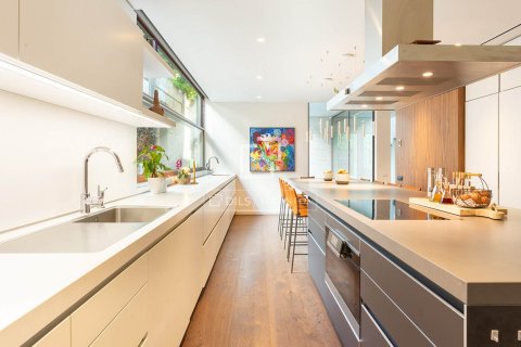 Huvila myytävänä Barcelona, Espanja, 6 makuuhuonetta, 728 m2 No. 192709 - kuva 3