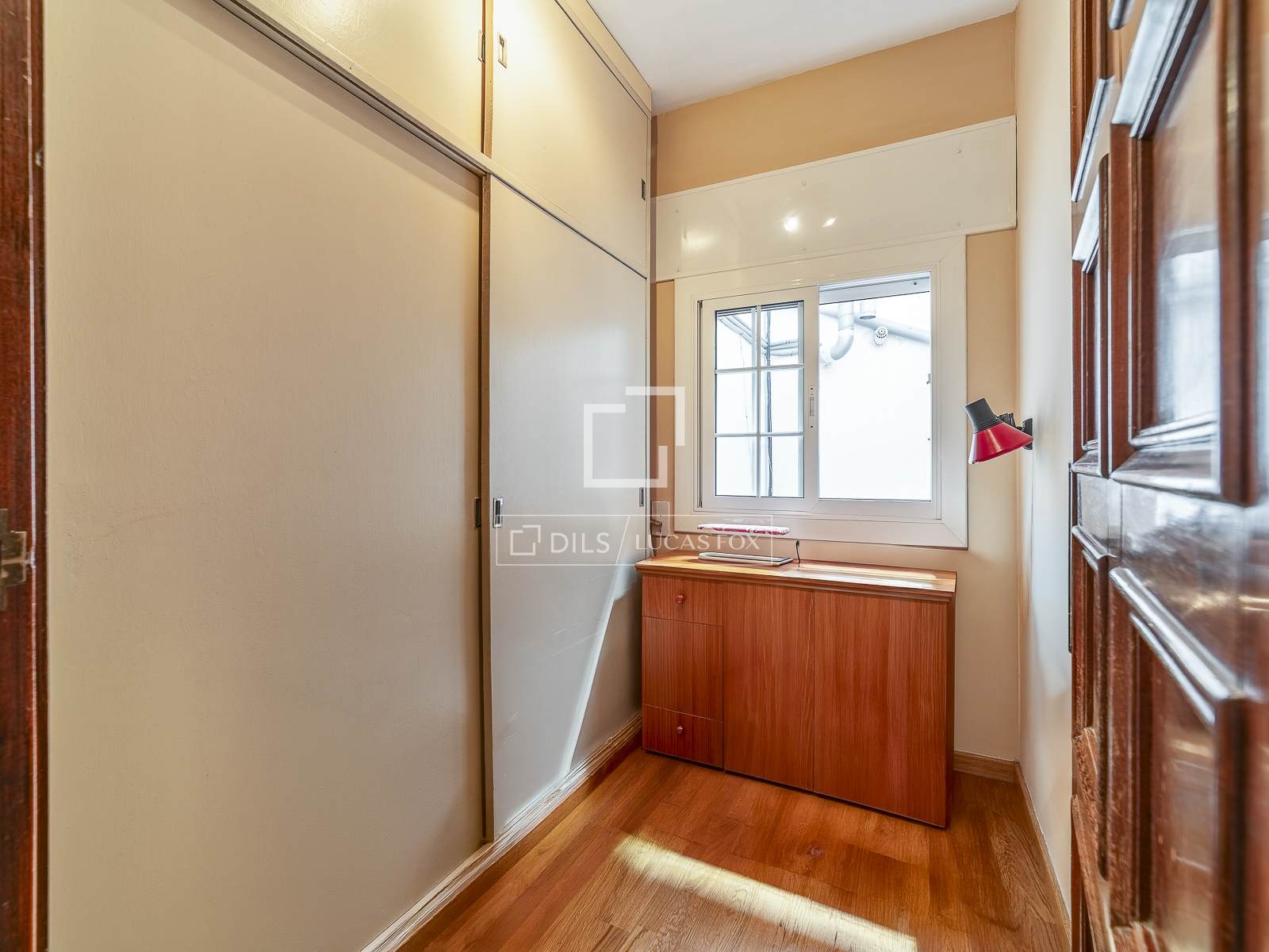 Penthouse w Barcelona, Hiszpania 7 sypialni, 180 mkw. nr 192710