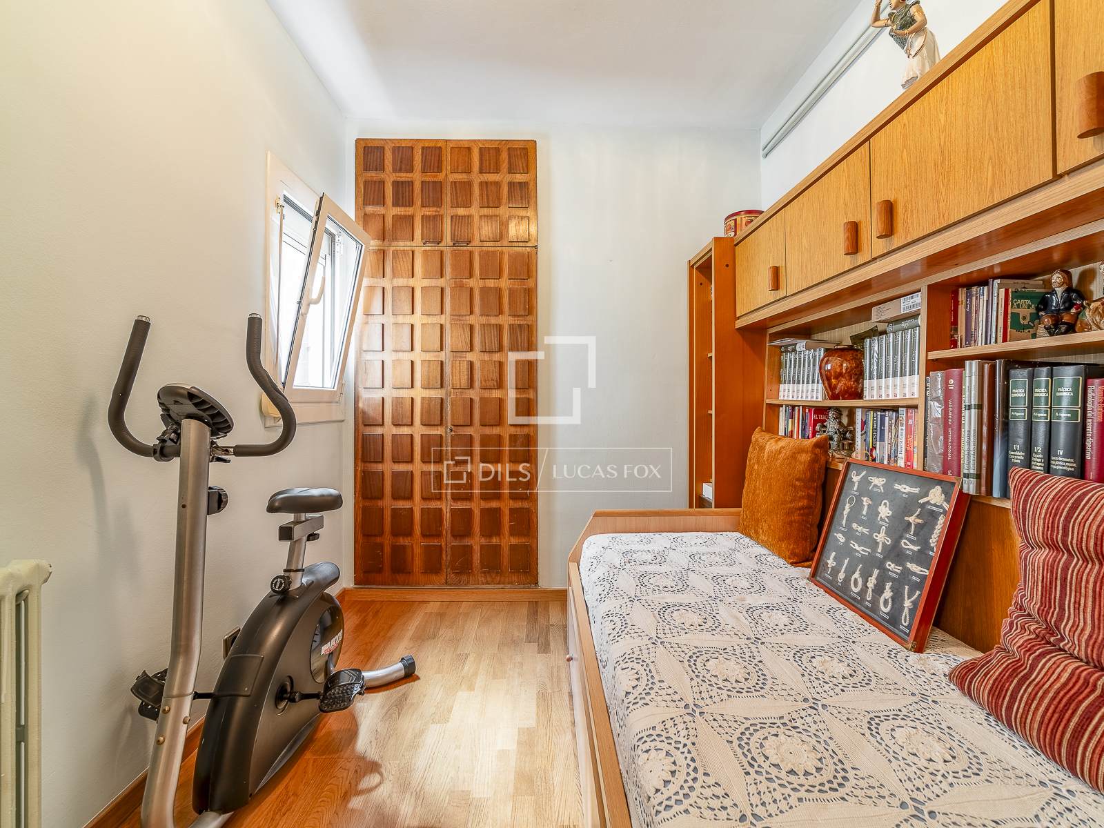 Penthouse w Barcelona, Hiszpania 7 sypialni, 180 mkw. nr 192710