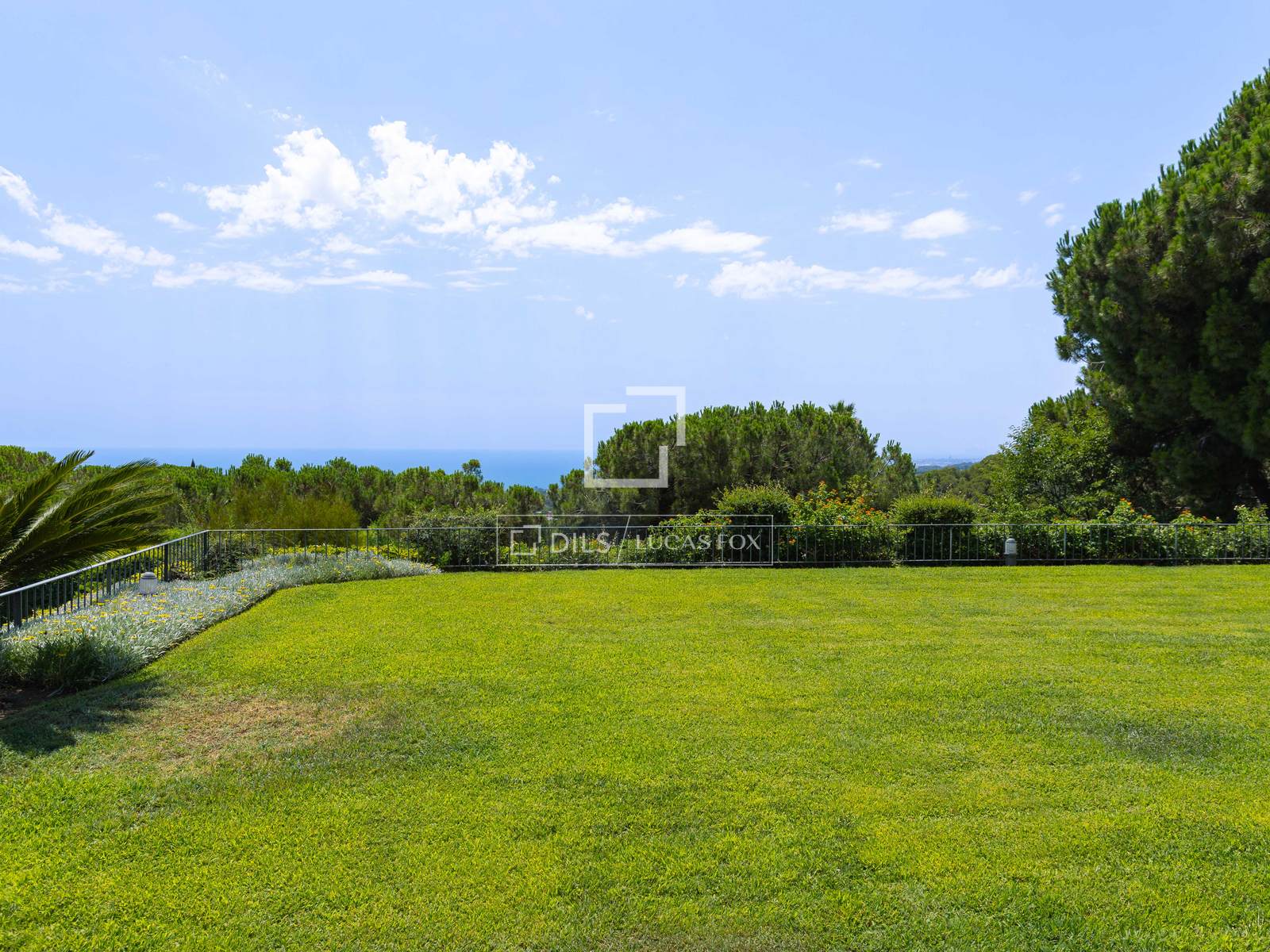 Villa a Sant Vicenc De Montalt, Barcelona, Spagna 7 camere da letto, 637 mq. N° 192714