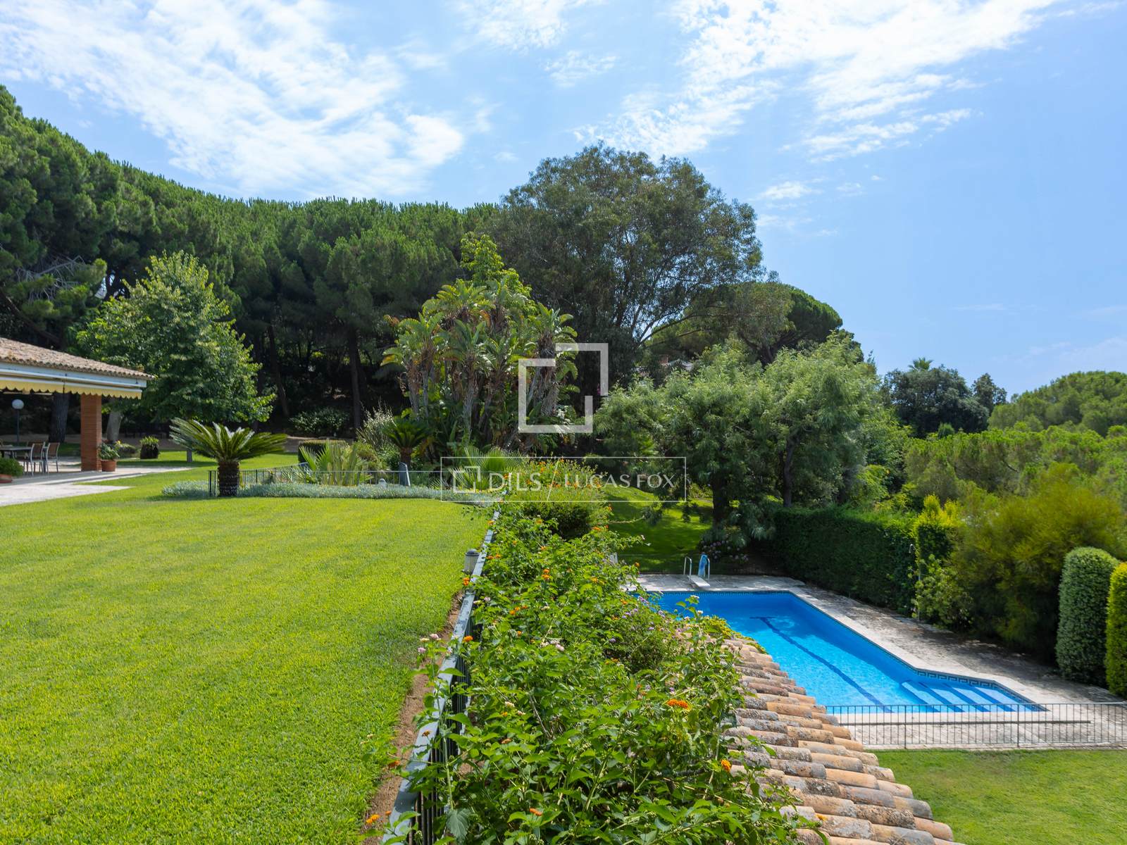 Villa a Sant Vicenc De Montalt, Barcelona, Spagna 7 camere da letto, 637 mq. N° 192714