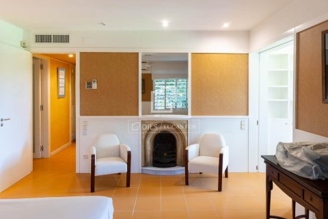 Villa till salu i Sant Vicenc De Montalt, Barcelona, Spanien 7 sovrum, 637 kvm. Nr. 192714 - foto 13
